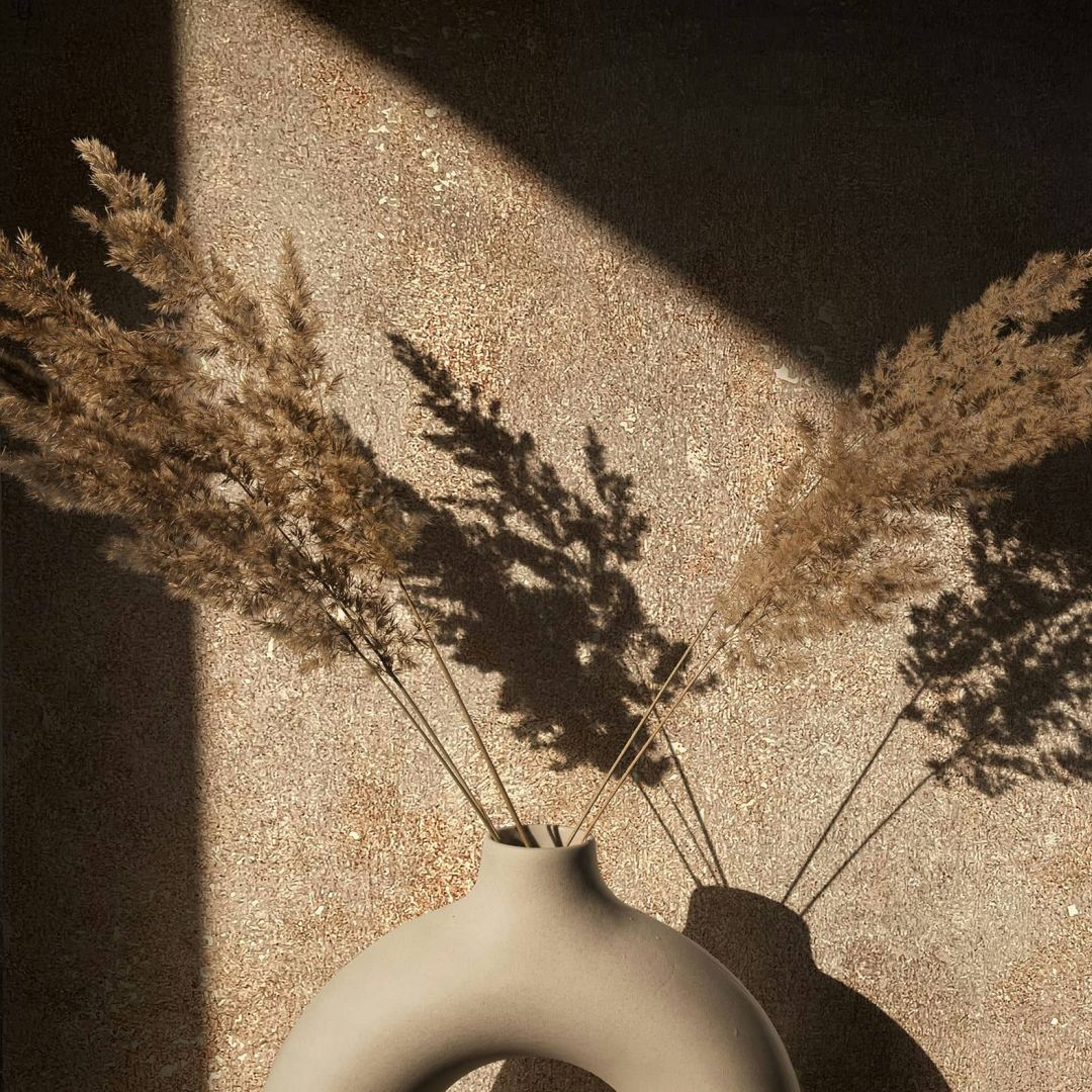 Vliestapete in leicht glänzender Betonoptik beige Uni