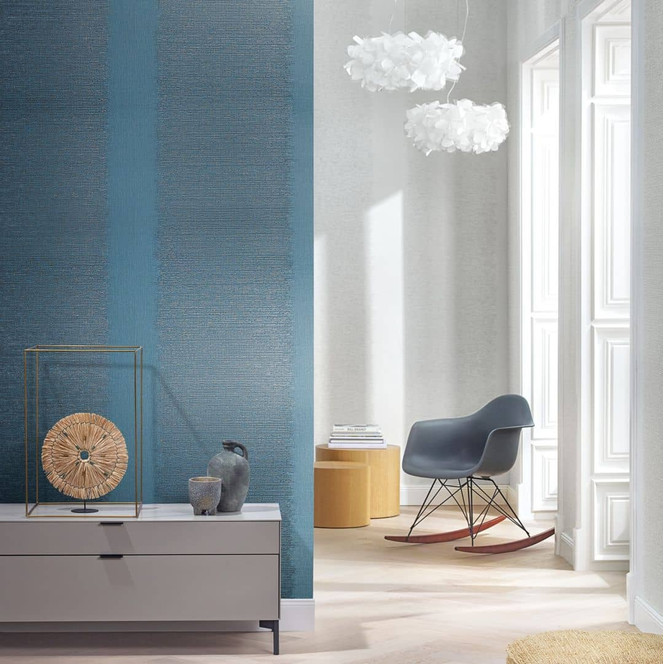 Vliestapete mit Streifen und feinen Linien blau, türkis Struktur