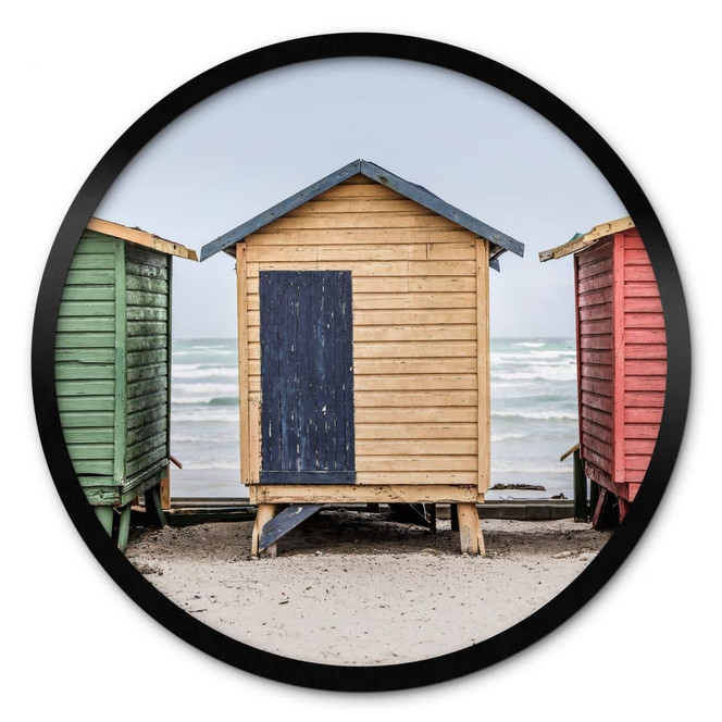 Poster Küstencharme - Bunte Hütten am Meer - Shot by Clint - Rund