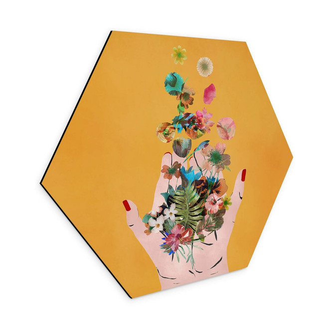 Hexagon Wandbild Treechild - Bunte Blumen in Fridas Händen - Alu-Dibond