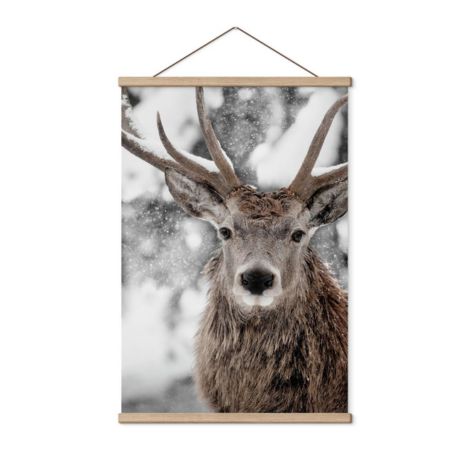 Stoffbild Hirsch im Schneegestöber | Hirschmotiv für das Wohnzimmer - Strigel