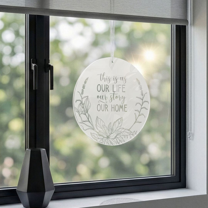 Acrylglasbild, Fensterbild zum Aufhängen This is us | Spruchdeko fürs Wohnzimmer - Rund