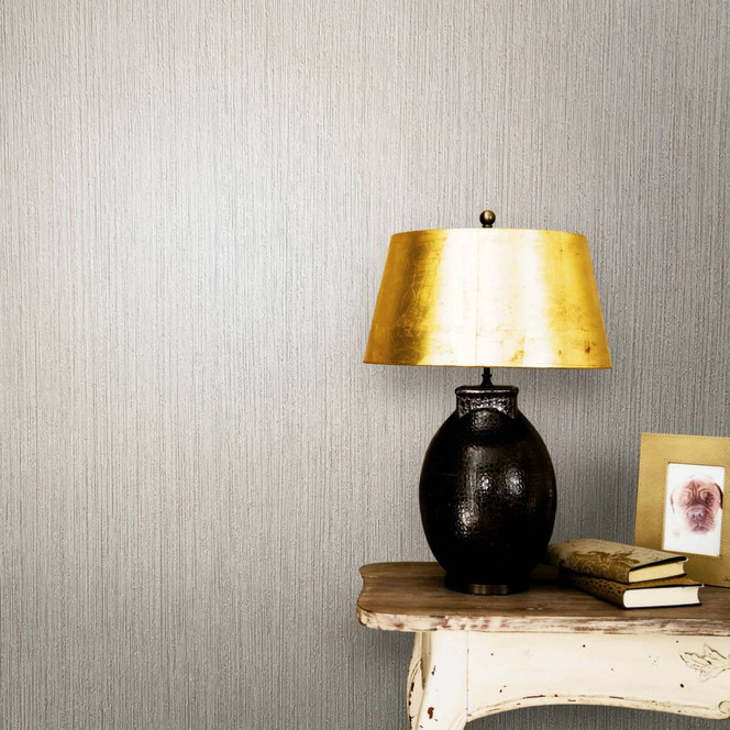 Vliestapete mit leicht linierter Struktur beige Struktur