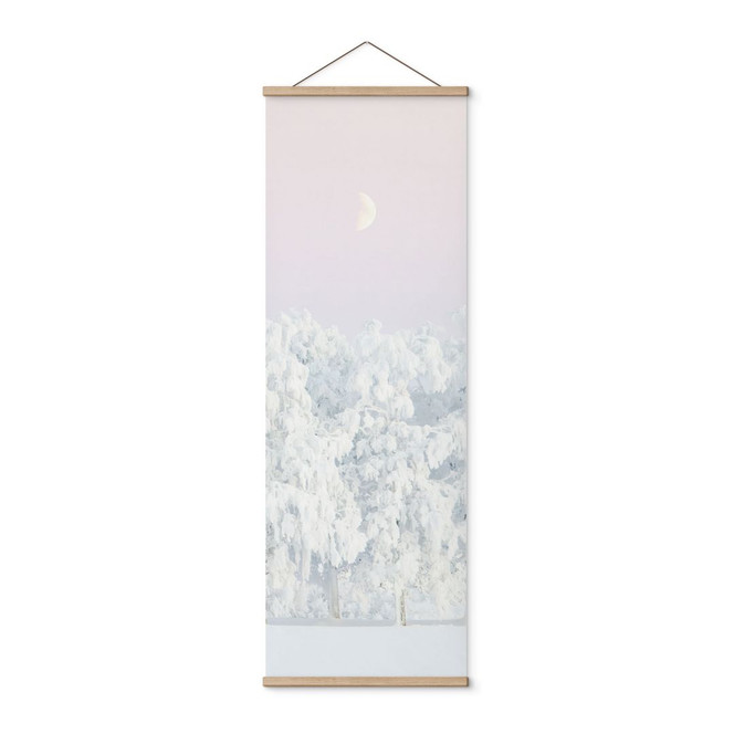 Stoffbild Winter - Verschneiter Winterwald mit Mond - EMELIEmaria - Panorama