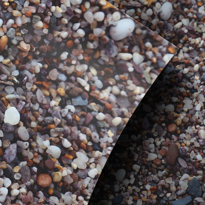 Möbelfolie Bunte Kieselsteine am Strand