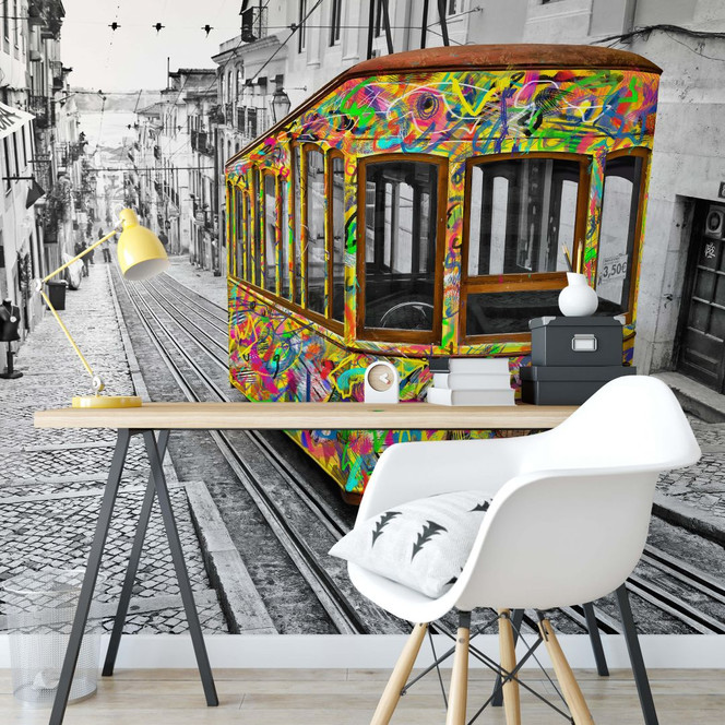 Fototapete Ben Heine - Tram in Lissabon
