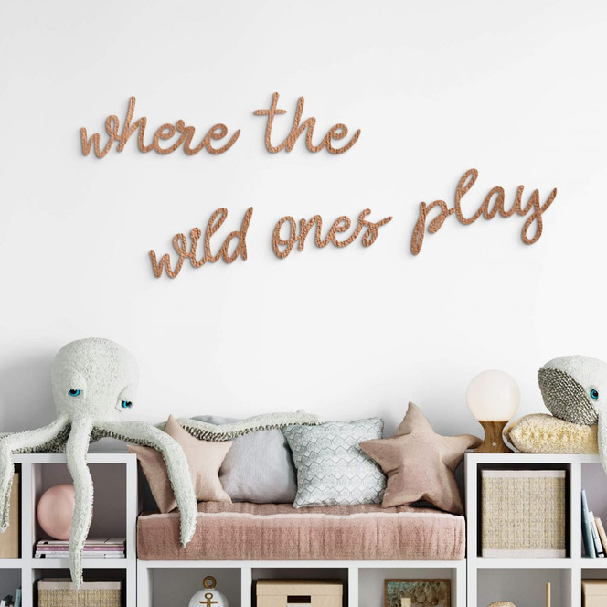 Holz-Deko 3D Schriftzug Where the wild ones play - Mahagoni