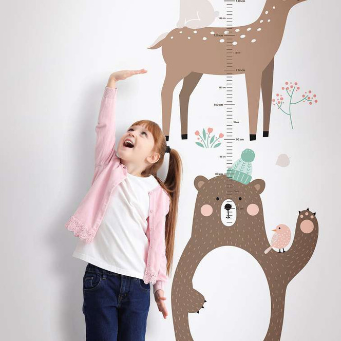 Kindertapete, Vliestapete, Messlatte mit Illustration Kids Walls weiss, grün, braun