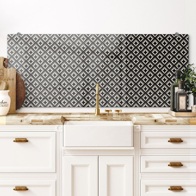 Spritzschutz Schwarz-beige Ornamente - Treechild - Panorama