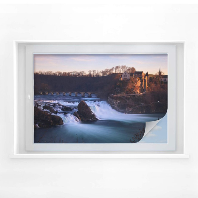 Sichtschutzfolie Wasserspiel vor Schweizer Parlamentsgebäude