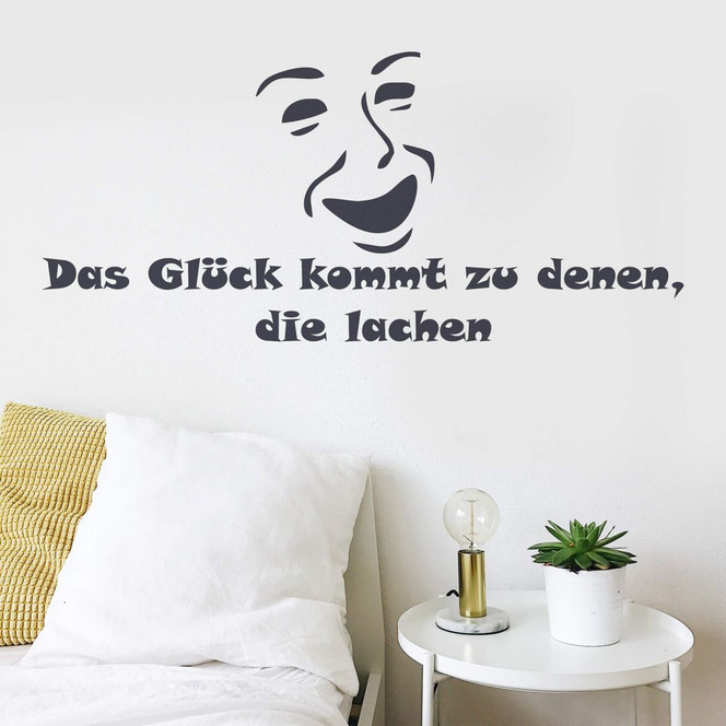 Wandtattoo Das Glück kommt zu denen, die lachen