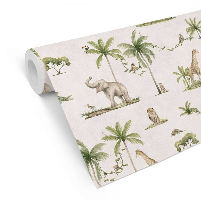 Mustertapete Dschungeltiere zwischen tropischen Palmen - Kikki Belle