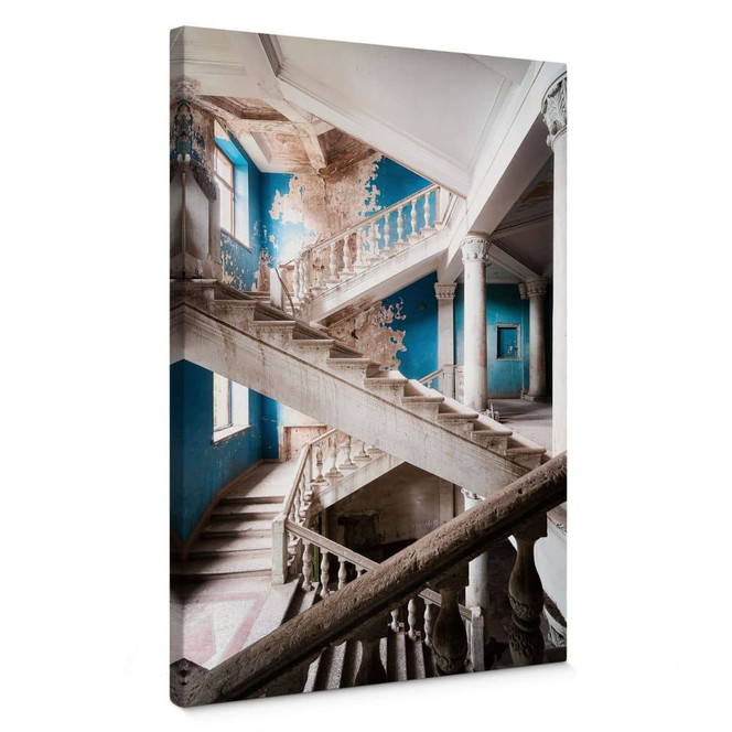 Leinwandbild Imposantes Treppenhaus mit altem Charme - Robroek