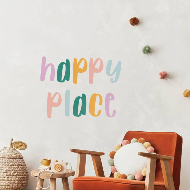 Wandtattoo Spruch - Happy place - bunte Buchstaben für das Kinderzimmer