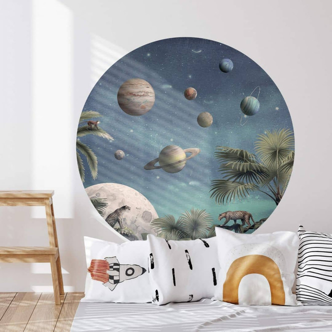 Wandtattoo Kikki Belle - Tropische Fantasiewelt mit Planeten und Palmen - Rund