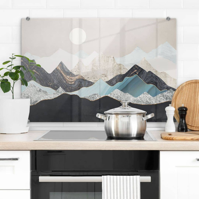 Spritzschutz Ruhige Berglandschaft in der Dämmerung - SpaceFrog Designs