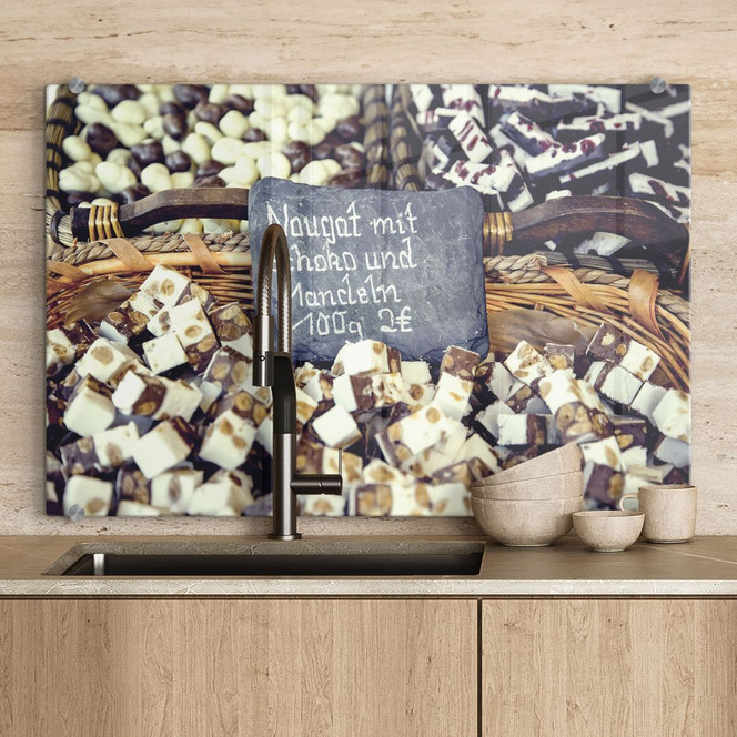 Spritzschutz Nougat mit Schokolade und Mandeln
