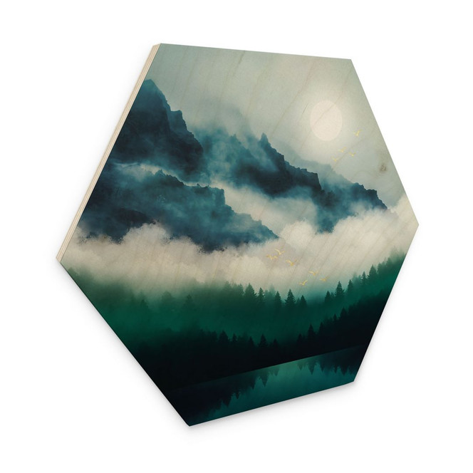 Hexagon-Holzbild Neblige Landschaft in der Nacht - SpaceFrog Designs