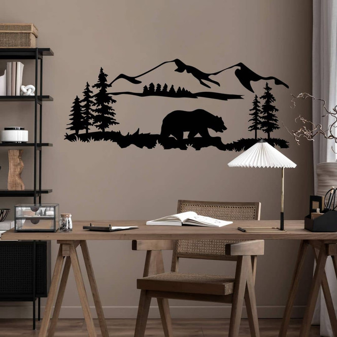 Wandtattoo Silhouette Bär in einer Berglandschaft mit Bäumen