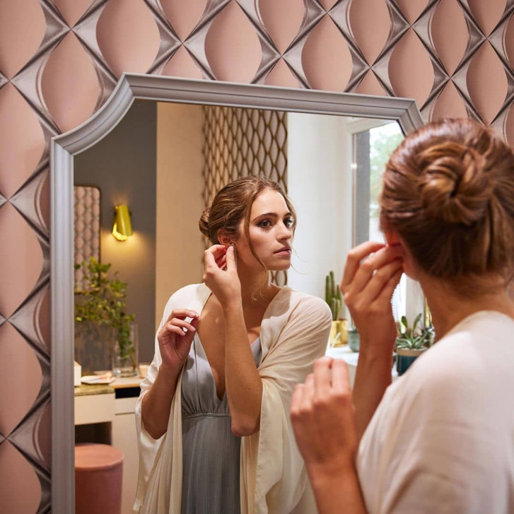 Livingwalls 3D Tapete My Home My Spa Vliestapete Feminine Powdery Home rosa, silber - WA341640