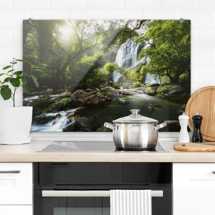 Spritzschutz Wasserfall im Wald - Naturfotografie - Foto - WA410534