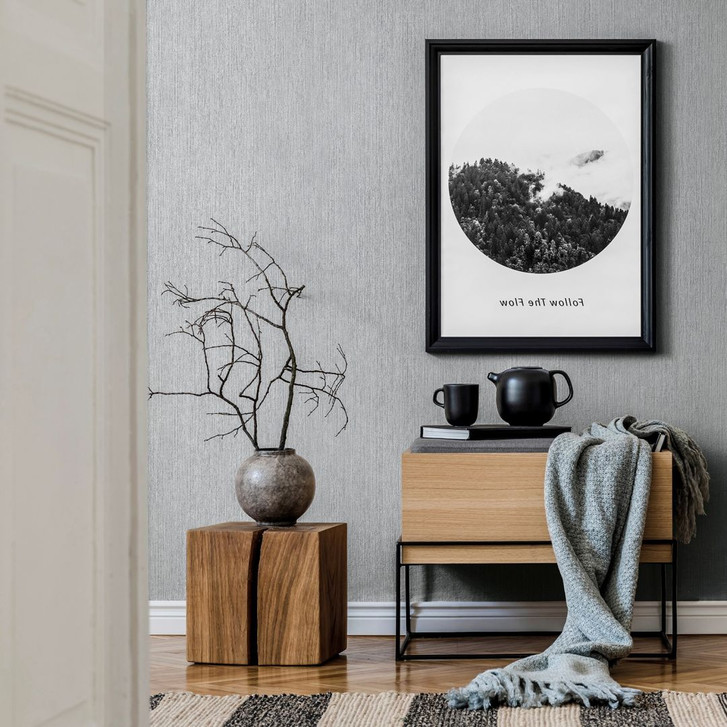 Vliestapete mit leichter Längsstruktur und Glanzeffekt silber Uni - WA446091