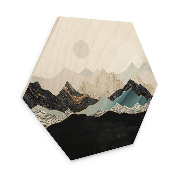 Hexagon-Holzbild Ruhige Berglandschaft in der Dämmerung - SpaceFrog Designs - WA425350