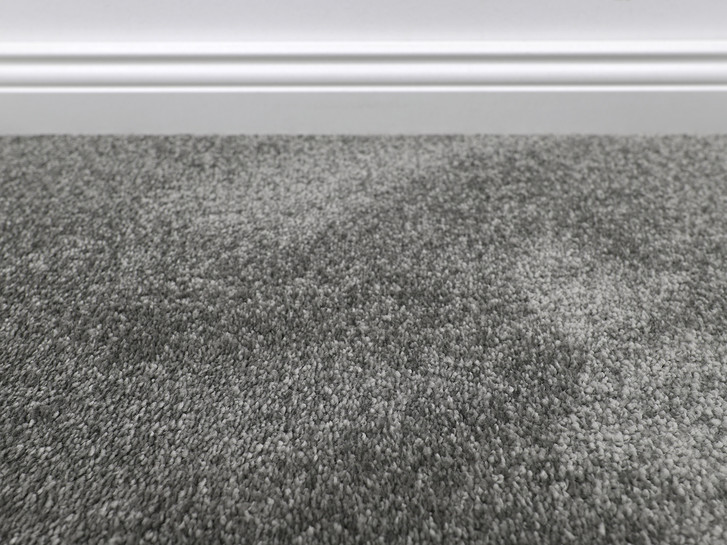 Riga Velours Teppichboden Meterware in Anthracite - TS547560