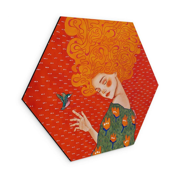 Hexagon Wandbild Kolibri und Frau im roten Licht - Hülya - Alu-Dibond - WA492012