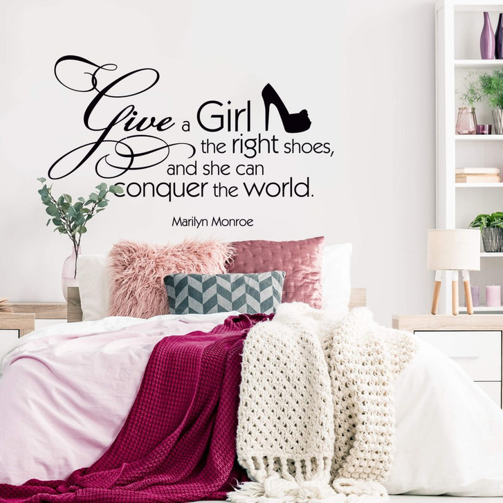 Wandtattoo Give a girl the right shoes... 2 - WA210970