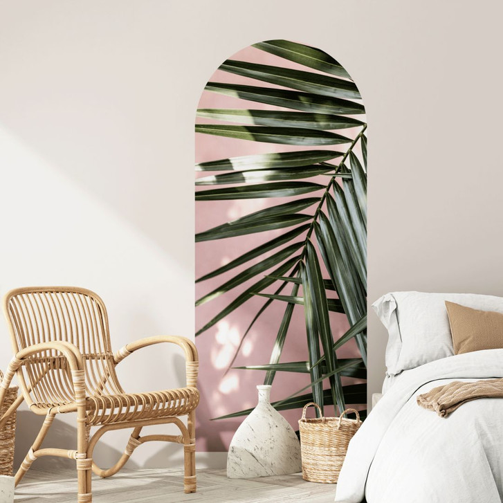 Wandtattoo Rundbogen Wandpaneel Palmenblatt vor rosa Wand - Böhmer - schmal - WA500759