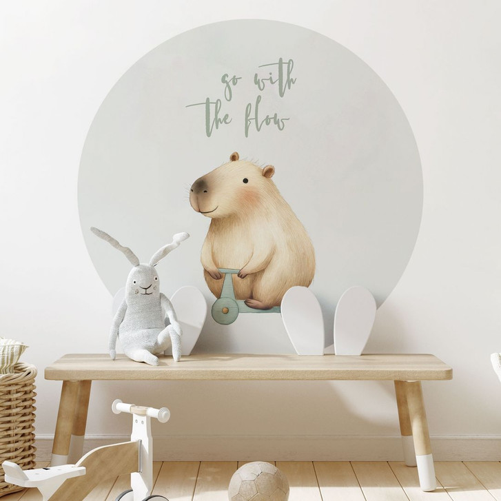 Kinderzimmer Wandtattoo Capybara auf Roller - Flow Spruch - Rund - WA501275