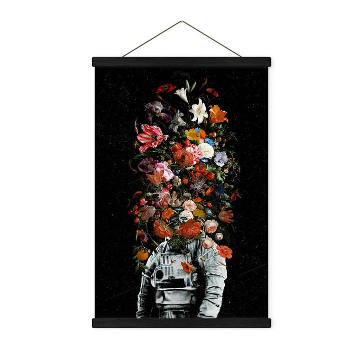 Stoffbild Astronaut mit Blumen-Arrangement - Nicebleed - WA411982