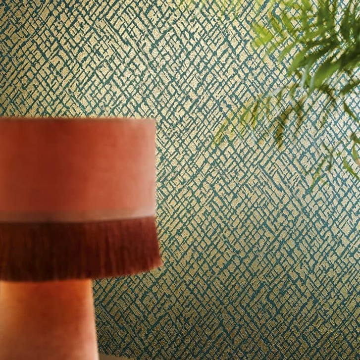 Vliestapete mit glänzendem Gitter Motiv grün, gold Struktur - WA508861