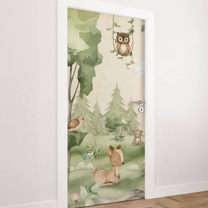 Türfolie Kinderzimmer - Süsse Tiere im Herzen des Waldes - Oliver Robins - Selbstklebende Türdeko - WA509983