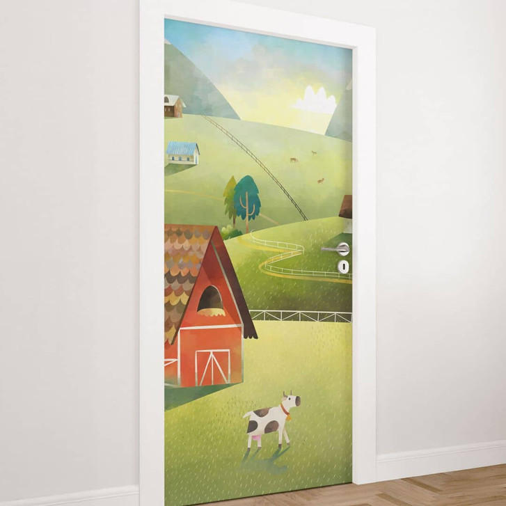Türfolie Kinderzimmer - Bunter Bauernhof in den Bergen - DigitalArtsi - Selbstklebende Türdeko - WA510013