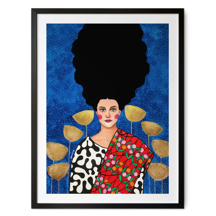 Poster Frau im Feld mit goldenen Blättern - Hülya - WA498476