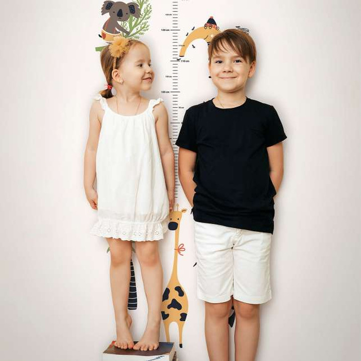 Kindertapete, Vliestapete, Messlatte mit Illustration Kids Walls weiss, bunt - WA450959