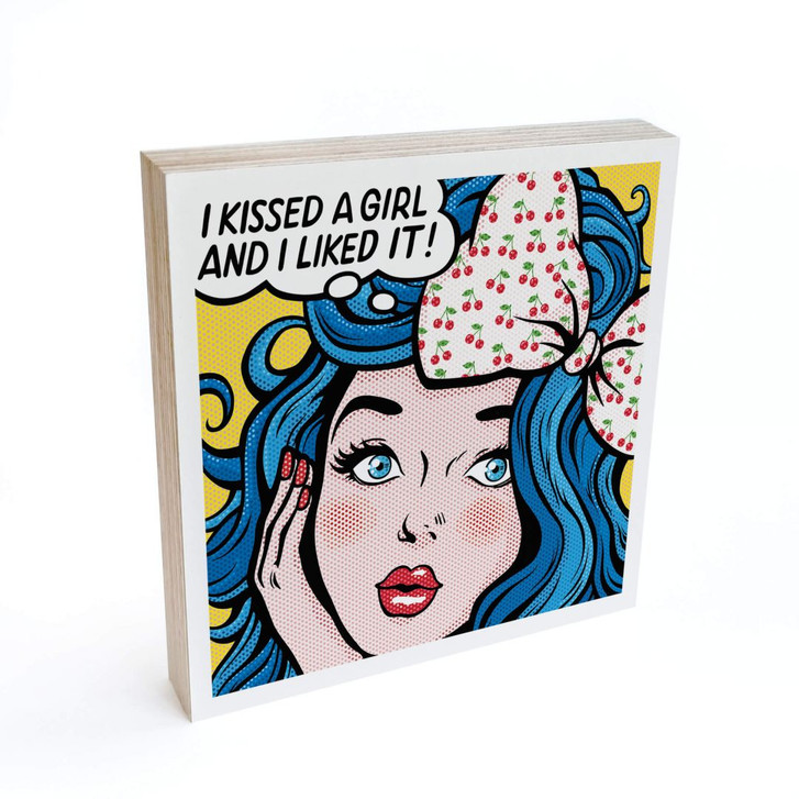 Holzbild zum Hinstellen - Tohmé - I kissed a girl - 15x15cm - WA333119
