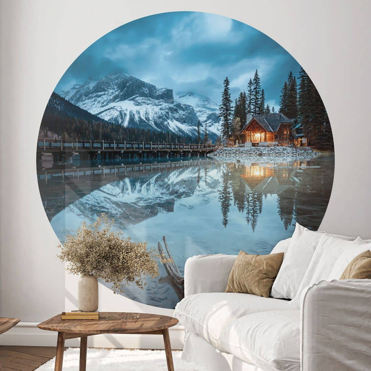 Fototapete Bergidylle am abendlichen See - Bing Li - Rund - Selbstklebend/Vlies - WA424440