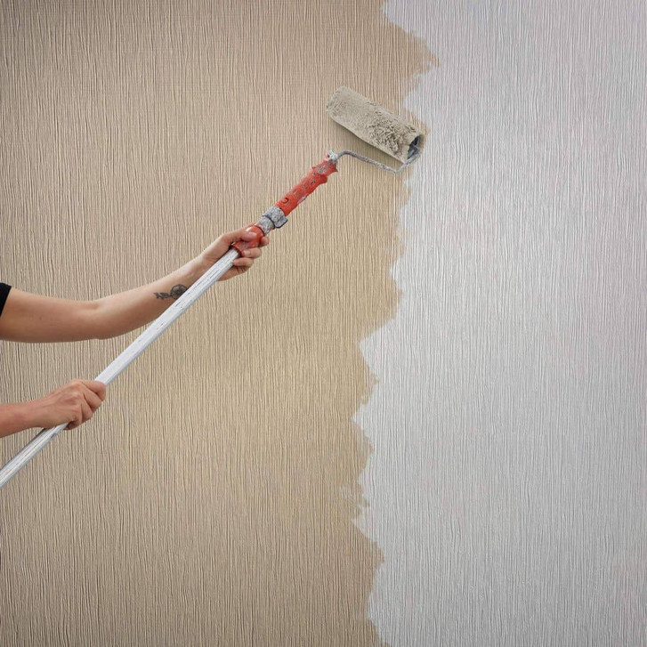 Vliestapete mit moderner einfarbiger Optik und Struktur in weiss Struktur - WA444657