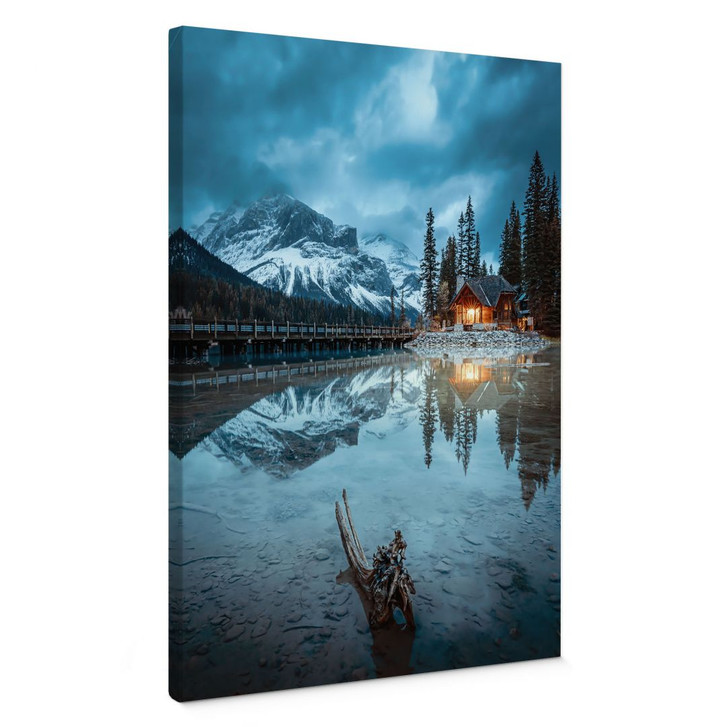 Leinwandbild Bergidylle am abendlichen See - Bing Li - WA426414