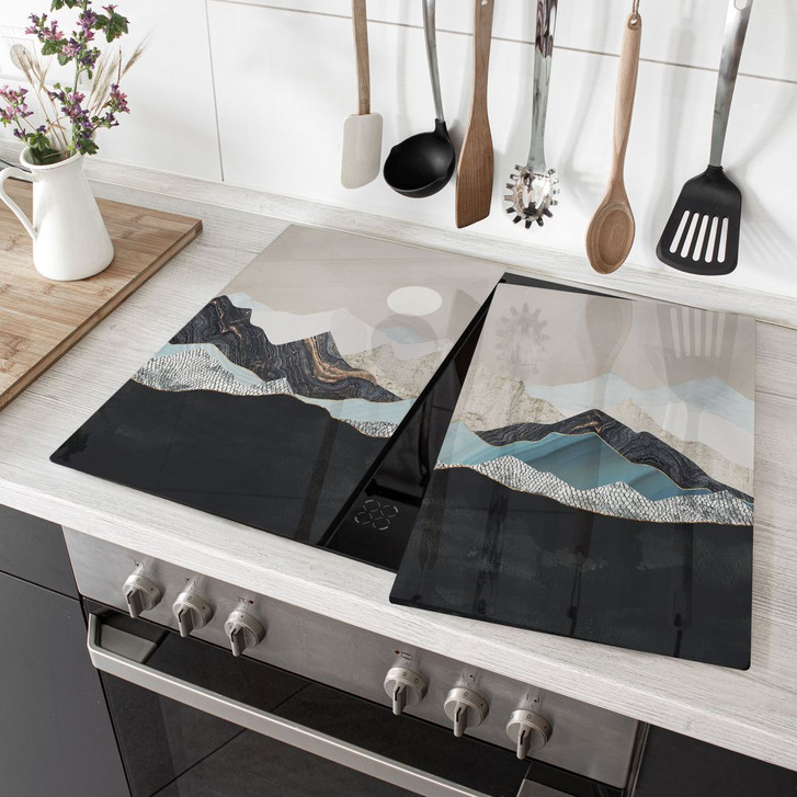 Herdabdeckplatte Ruhige Berglandschaft in der Dämmerung - SpaceFrog Designs - WA425931