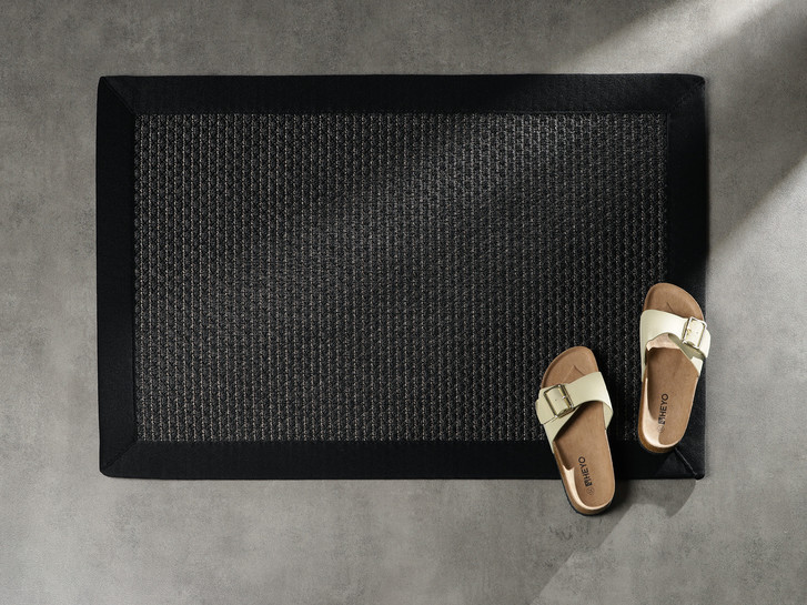 Thore Fussmatte nach Mass in Black - TS547667