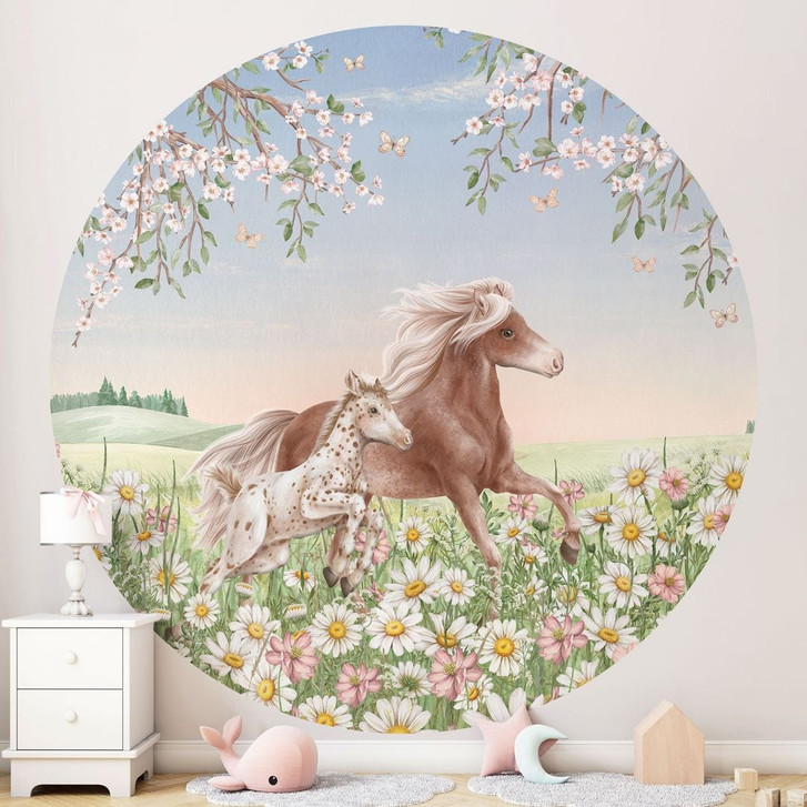 Fototapete Pferde auf der Blumenwiese | Kindertapete mit Pferdemotiv - Kikki Belle - Rund - Selbstklebend/Vlies - WA494473