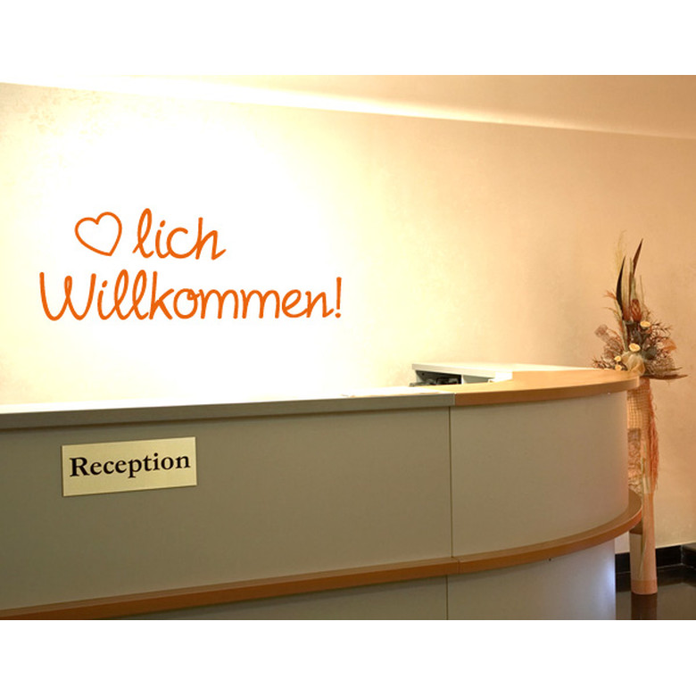 Wandtattoo 'Herzlich Willkommen' – 60x38 Cm, In 40 Farben & 3 Größen